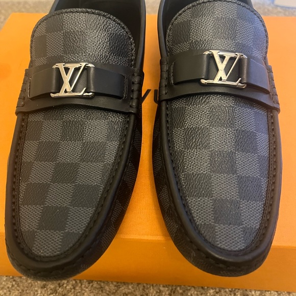 Authentic LV straight from Tyson galleries - Picture 5 of 5